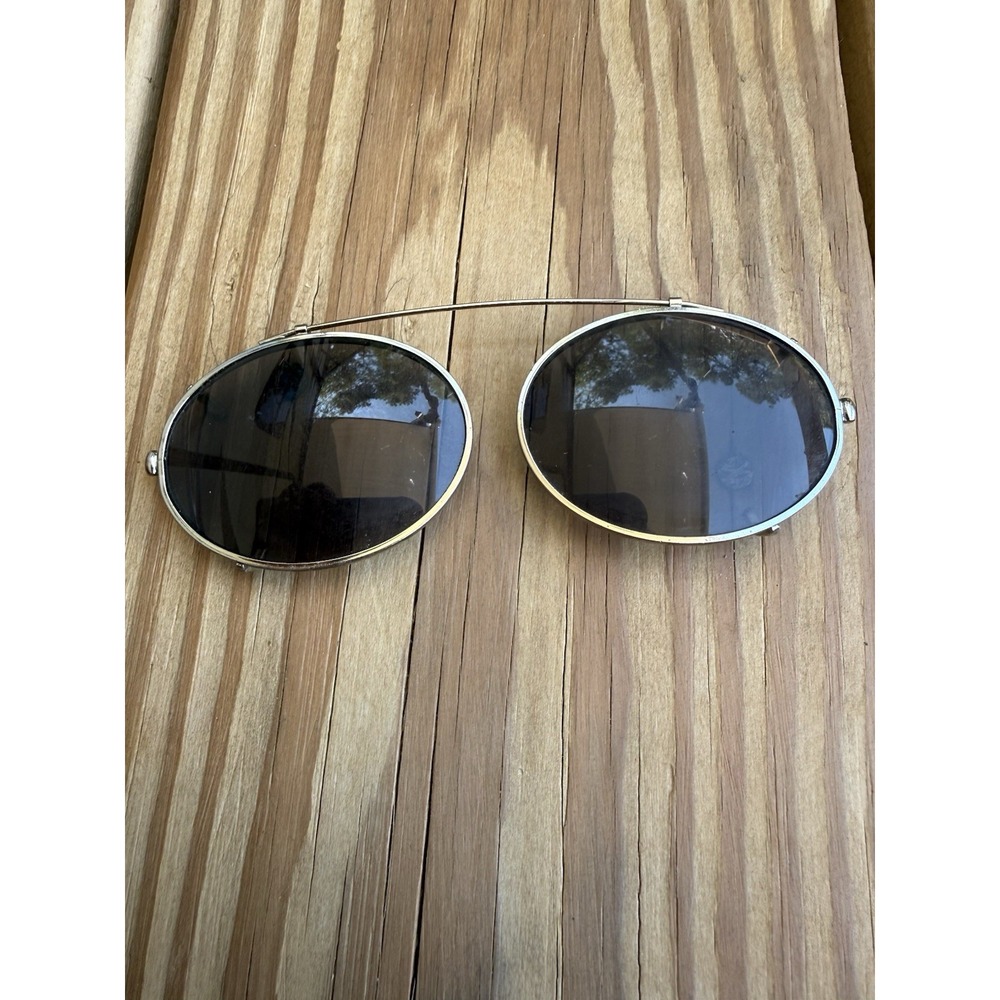 Vintage Aviator Style Clip-On Sunglasses Black Lenses